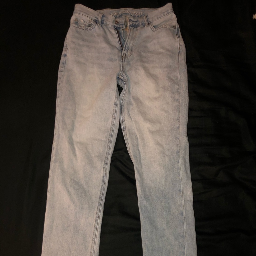 American Eagle Mom Jeans